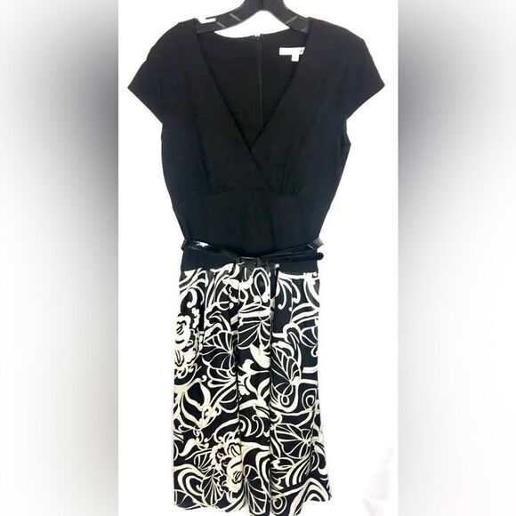 Sandra Darren Black & White Floral Short Sleeve Belted Dress 8 - Picture 1 of 5